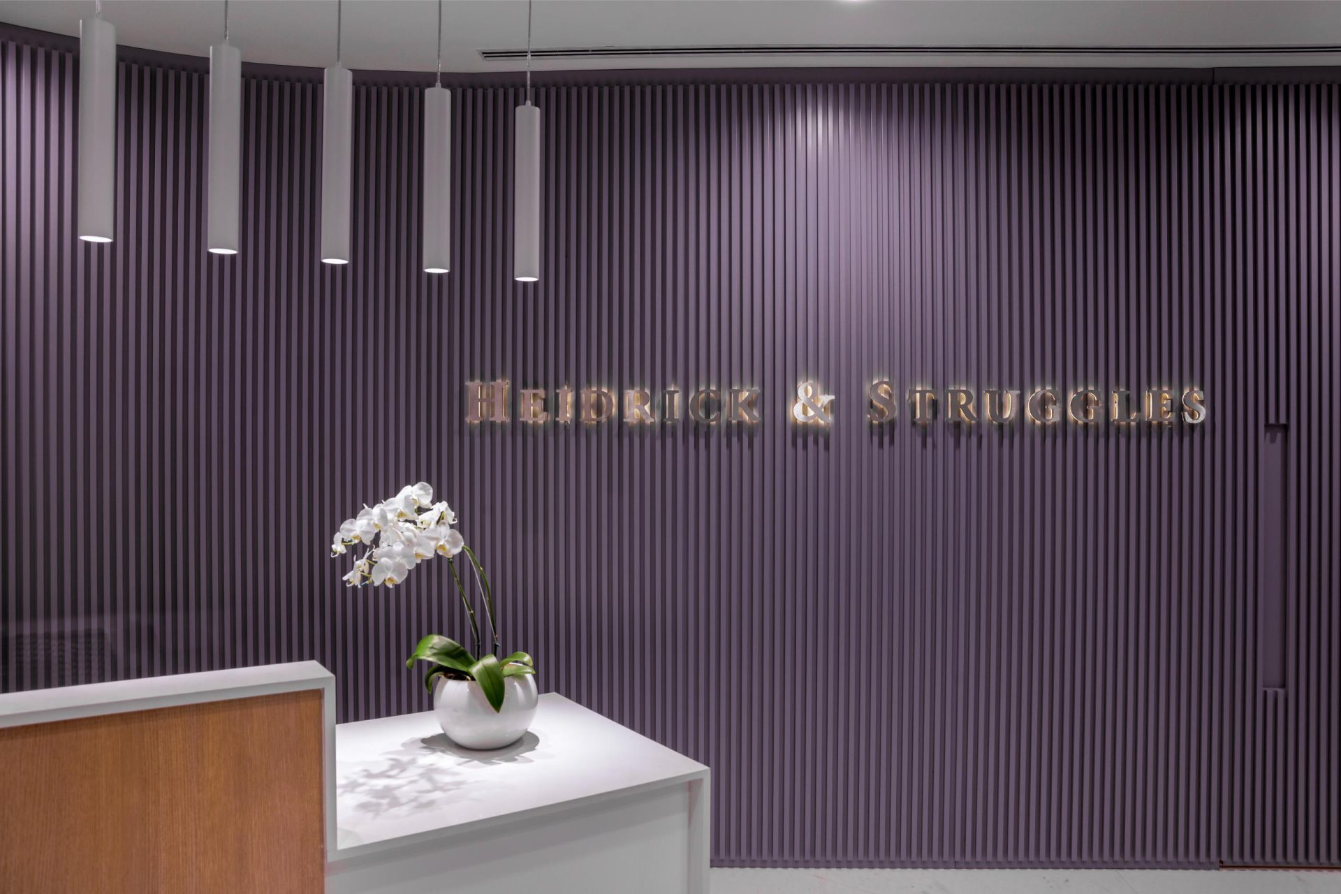 Heidrick & Struggles